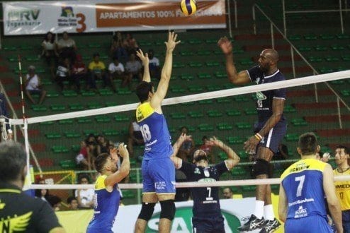 Bolívar derrota Montes Claros Vôlei e garante vaga na semifinal Sul-Americana
