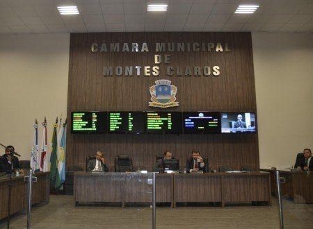 Montes Claros - Vereadores debatem acerto salarial em reunião com prefeito de Montes Claros