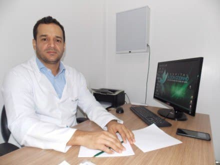 Ortopedista e traumatologista, Leonardo Maia