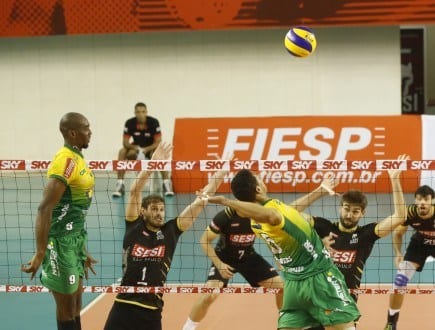 Vôlei - Montes Claros Vôlei é superado pelo SESI/SP