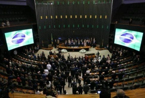 Confira 10 pautas que devem movimentar o Congresso Nacional em 2017