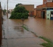 Montes Claros - Chuva forte causa problemas em vários bairros de Montes Claros
