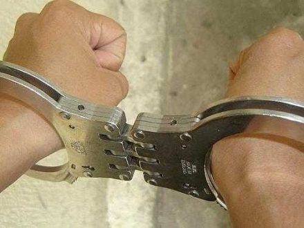 Montes Claros - Homem é preso acusado de aliciar menores para o tráfico no bairro Independência
