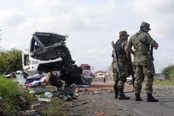 América - Acidente de estrada mata 18 no Panamá