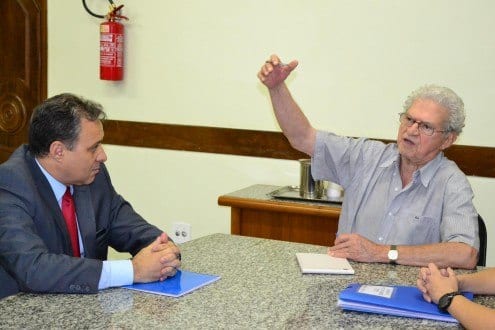 Montes Claros - Prefeito reúne com representantes da Caixa para discutir programa Minha Casa Minha Vida
