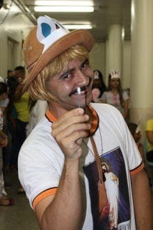 Dé Titica com sua varinha mágica