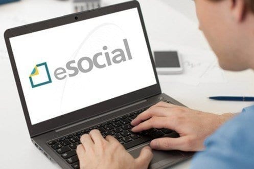 Empregador doméstico tem até hoje para pagar eSocial de março