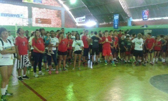 A coordenação do 12 Horas de Handebol tomou essa decisão em todos os anos fazer esta justa homenagem para o ex-atleta devido ao carinho, amizade e respeito com que ele sempre mostrou enquanto colega e atleta.