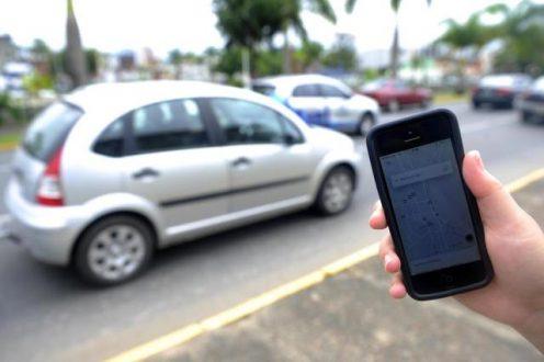 Clientes da Uber já podem pagar por viagens com débito, sem maquininha