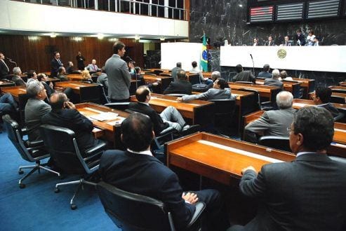 MG - ALMG debate acolhimento compulsório de bebês de usuárias de drogas