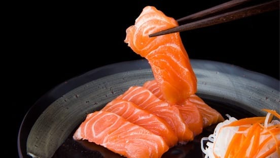 Saúde - Restaurantes japoneses têm salmão contaminado