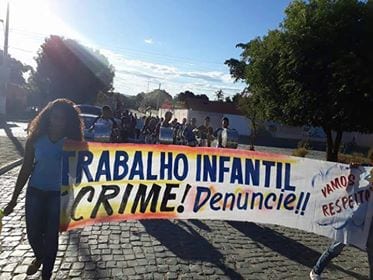 Norte de Minas - PM participa de ação em combate ao abuso e exploração sexual de crianças e adolescentes em Pedras de Maria da Cruz