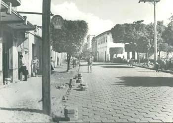 Calçamento Praça Dr. Chaves 1957