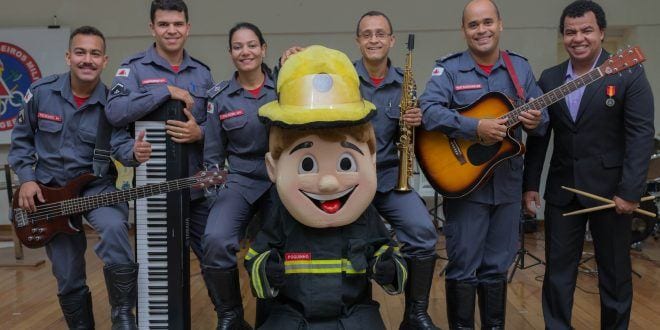 Montes Claros - Dia Nacional do Bombeiro é comemorado em Montes Claros