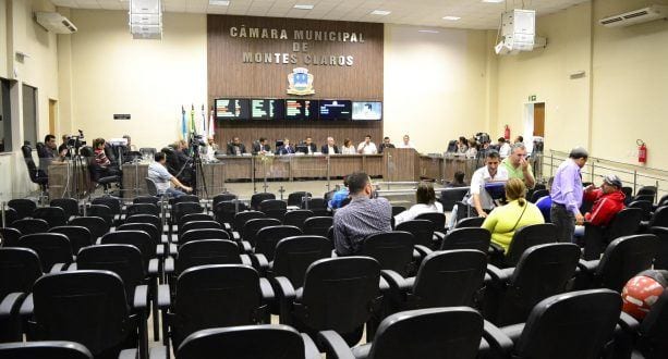 Montes Claros - Audiência Pública discute Lei de Diretrizes Orçamentárias em Montes Claros