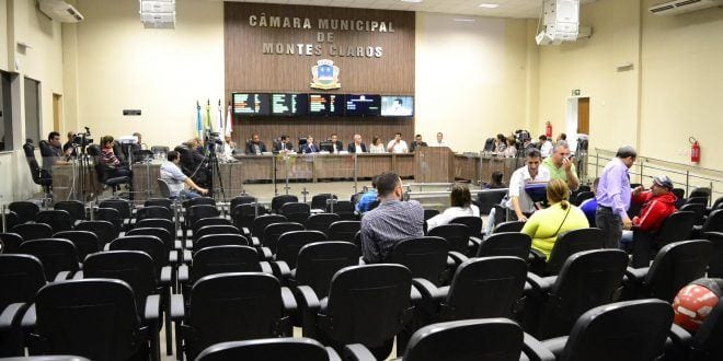 Montes Claros - Audiência Pública discute Lei de Diretrizes Orçamentárias em Montes Claros