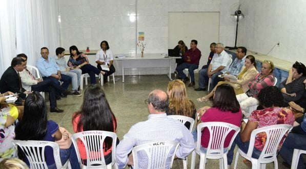 Montes Claros - Situação dos moradores de rua é debatida em reunião