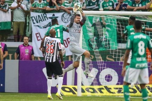 Victor foi fundamental para ponto conquistado em São Paulo