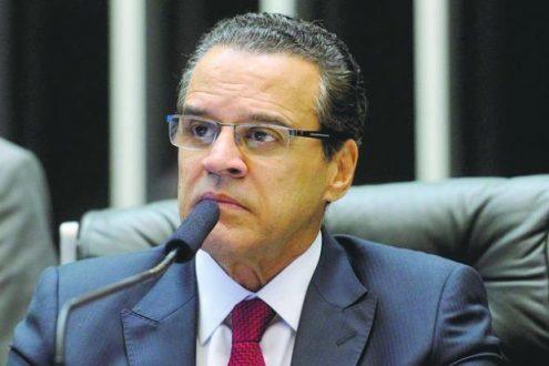 O ex-ministro do Turismo Henrique Eduardo Alves (Governo Michel Temer/PMDB-RN) foi preso pela Polícia Federal nesta terça-feira (06/06/2017) na operação Manus.