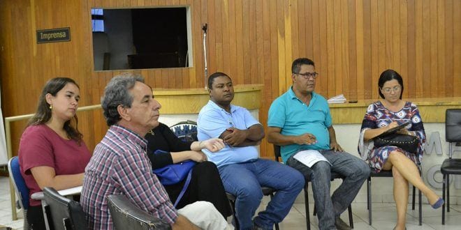 Montes Claros - Protetores debatem soluções à causa animal