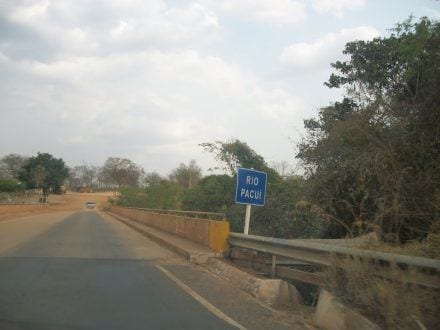 Montes Claros - Captação de Água do Rio Pacuí para o abastecimento de Montes Claros 