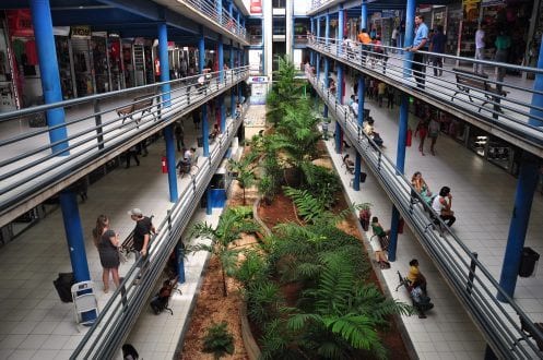 Montes Claros - Prevmoc faz recadastramento dos lojistas do Shopping Popular