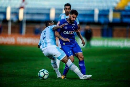 Brasileirão 2017 - Cruzeiro é derrotado pelo Avaí e perde invencibilidade