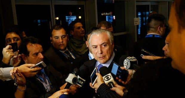 Presidente Michel Temer durante coletiva de imprensa com jornalistas no Hotel Sheraton