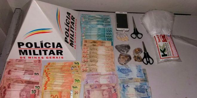 Montes Claros - Um homem e uma mulher são presos por de tráfico de drogas no bairro Conferência Cristo Rei