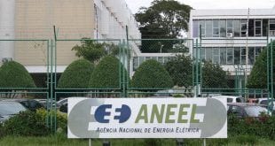 Aneel determina que Eletrobras devolva R$ 2,9 bi ao consumidor