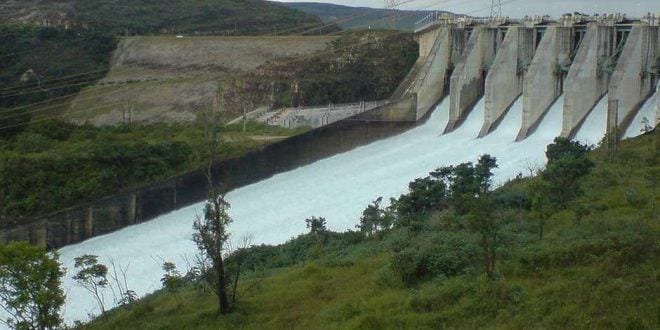 Uma das empresas subsidiárias da Eletrobras, a Furnas opera doze usinas hidrelétricas