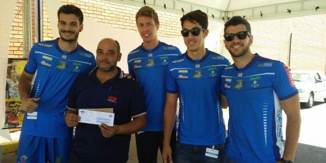 Montes Claros Vôlei visita Coteminas e apresenta Cartão VIP Torcedor