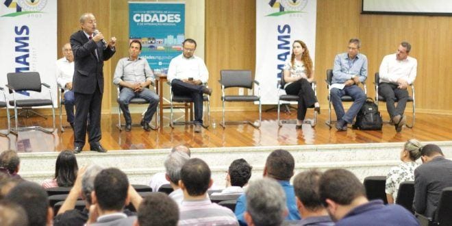 Norte de Minas - AMAMS recebe Ministério do Meio Ambiente e Secretaria de Cidades para apresentar o Programa Água Doce aos municípios da região