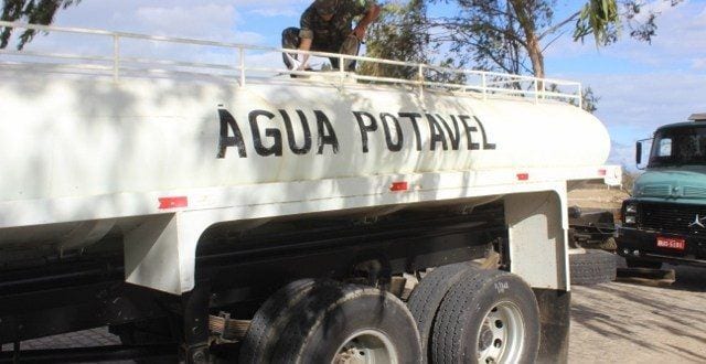 Norte de Minas - AMAMS busca apoio no combate a seca e solicita caminhões-pipa para socorrer municípios da região