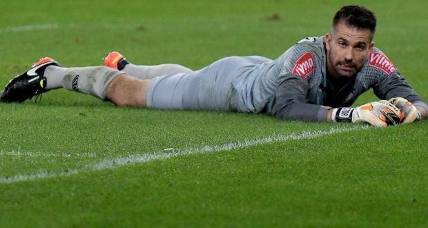 Victor fez milagres na primeira etapa, mas não conseguiu parar o Fluminense