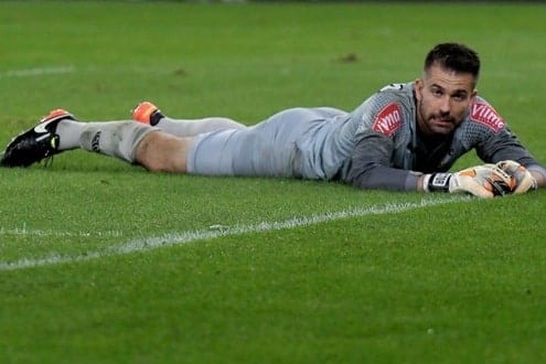 Victor fez milagres na primeira etapa, mas não conseguiu parar o Fluminense