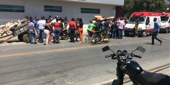 Montes Claros - Garoto de 11 anos morre após colisão entre carroça e ônibus no Alto São João - Foto: Reprodução/ Redes Sociais