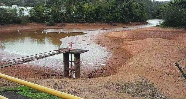 Represa de São Bartolomeu, em Viçosa, atende a 30% da população e só tem água suficiente até dia 30 de setembro