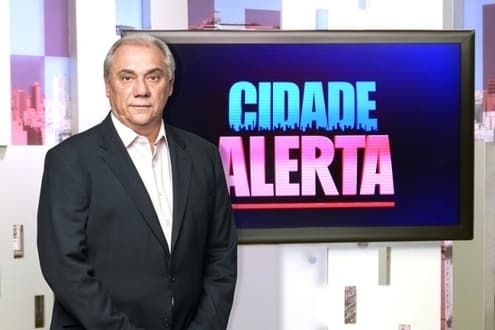 Além do Cidade Alerta, Marcelo Rezende trabalhou na Globo apresentando o programa "Linha Direta"