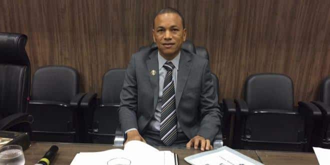 Vereador Wilton Dias (PHS), mostrou-se preocupado com as invasões em propriedades que pertencem ao município