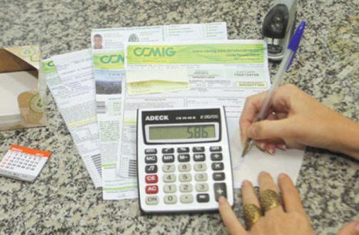 Governo quer aumento de 43% na bandeira vermelha da conta de luz