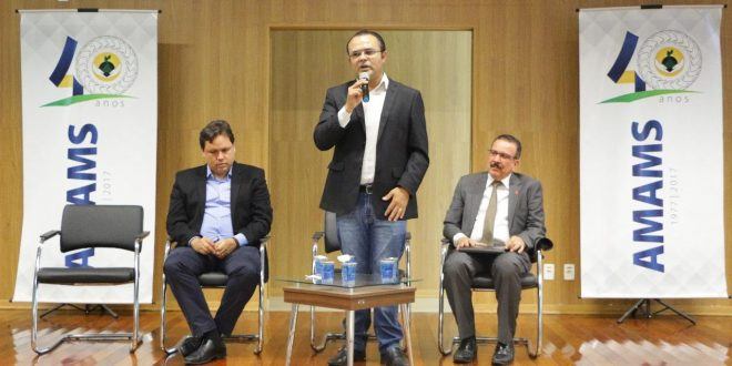 Norte de Minas - AMAMS é sede de encontro de entidades na busca do desenvolvimento regional