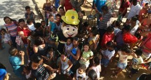 Montes Claros - Crianças carentes ganham dia de festa em comemoração ao Dia das Crianças