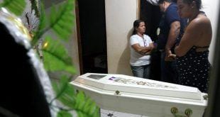 Crianças vítimas de tragédia foram veladas em Janaúba