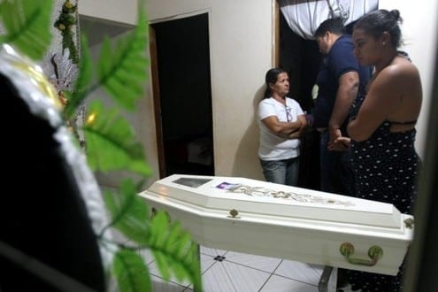 Crianças vítimas de tragédia foram veladas em Janaúba