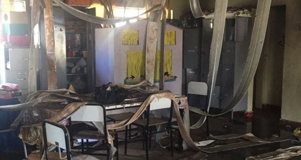 Vinte e seis alunos da creche Centro Municipal de Educação Infantil Gente Inocente, incendiada em Janaúba no dia 5 deste mês