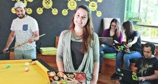 Gizele Delboni afirma que setor de tecnologia está na contramão do debate sobre padrão