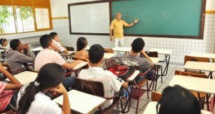 MG - Estado de Minas Gerais convoca 1.500 professores
