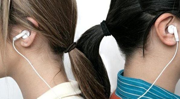 Saúde - Jovens estão perdendo audição por causa de fones de ouvido