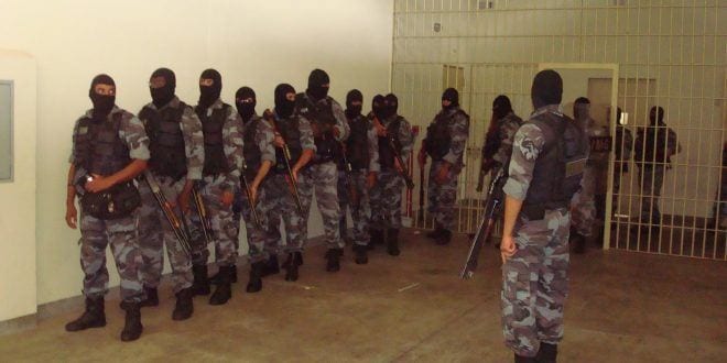 MG - Agentes penitenciários estão em alerta por risco de motins em cadeias de Minas